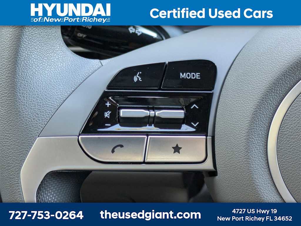 Used 2025 Hyundai Elantra SE image 26