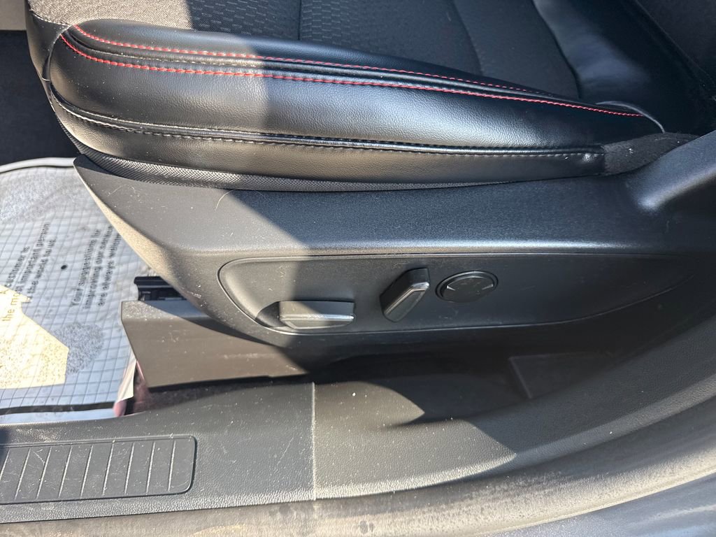 Used 2024 Ford Escape ST-Line w/ Tech Pack #1 image 31