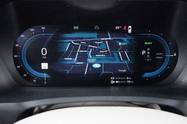 Certified 2024 Volvo XC90 T8 Ultimate w/ Protection Package Premier image 16