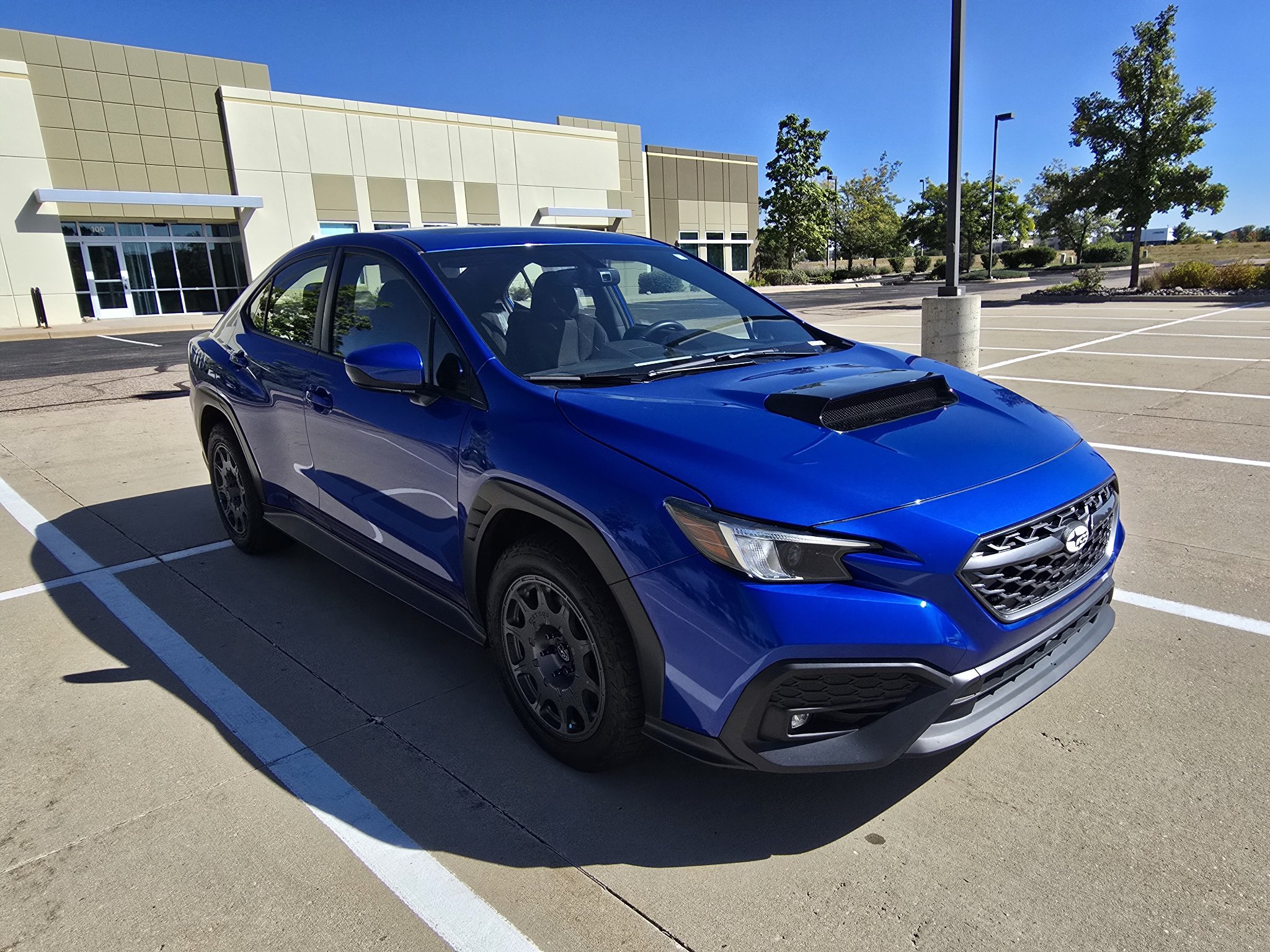 Used 2022 Subaru WRX Premium AWD/4WD image 7