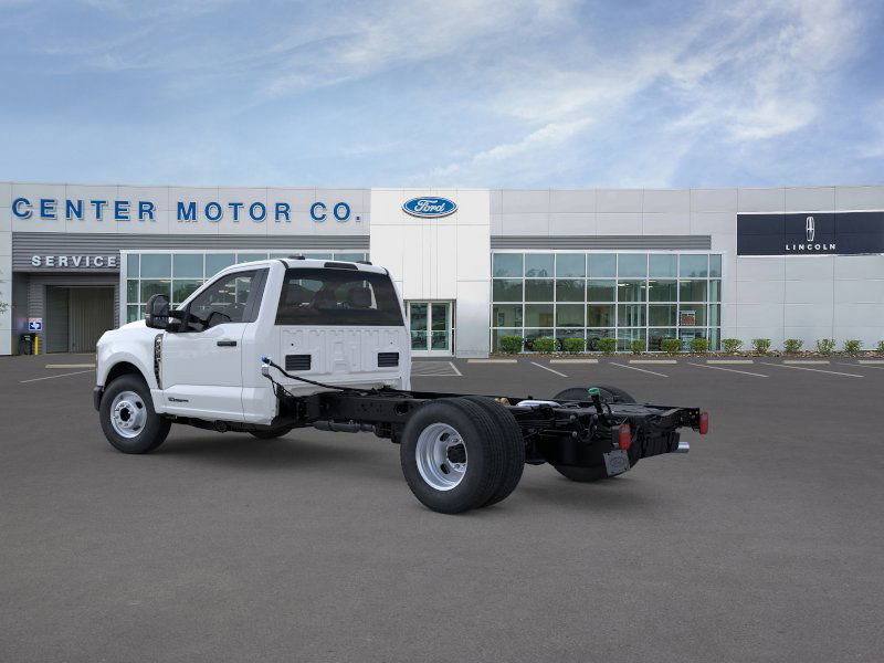 New 2026 Ford F350 XL image 4