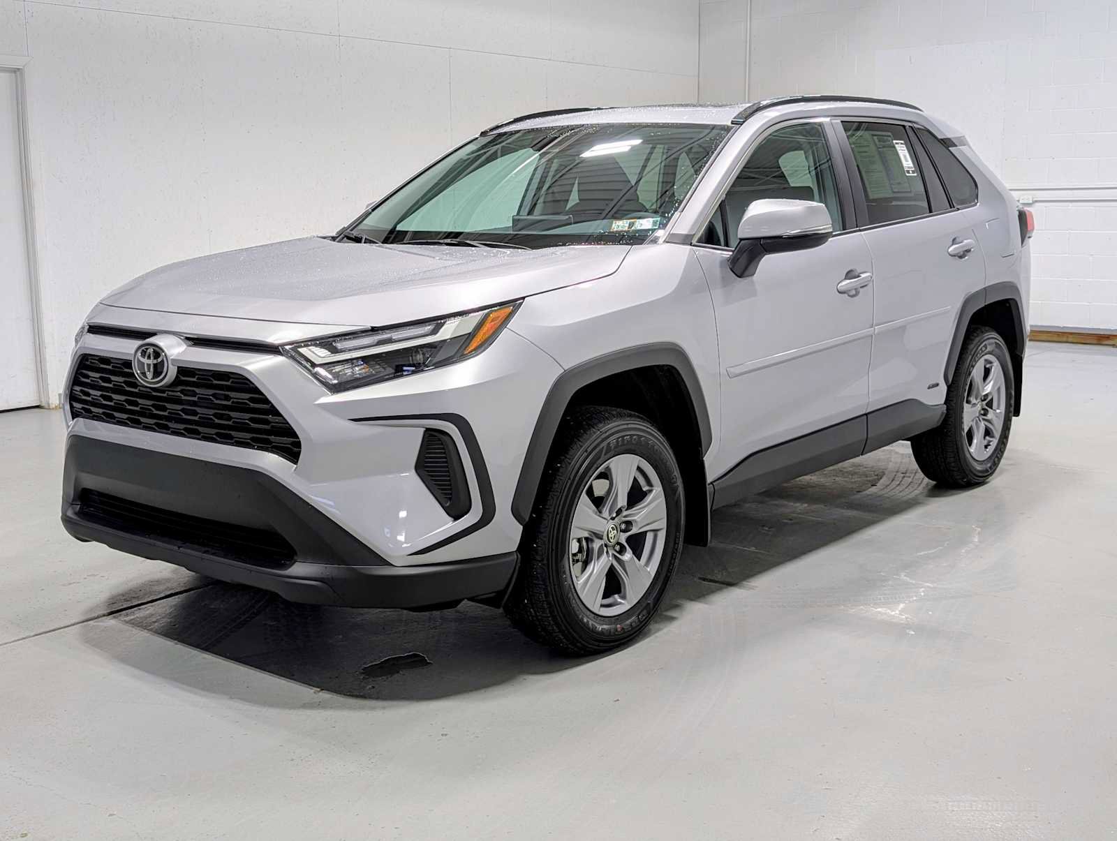 Used 2025 Toyota RAV4 XLE