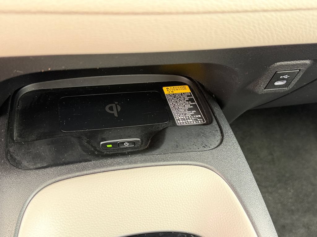 Used 2024 Toyota Corolla LE w/ LE Premium Package FWD image 36