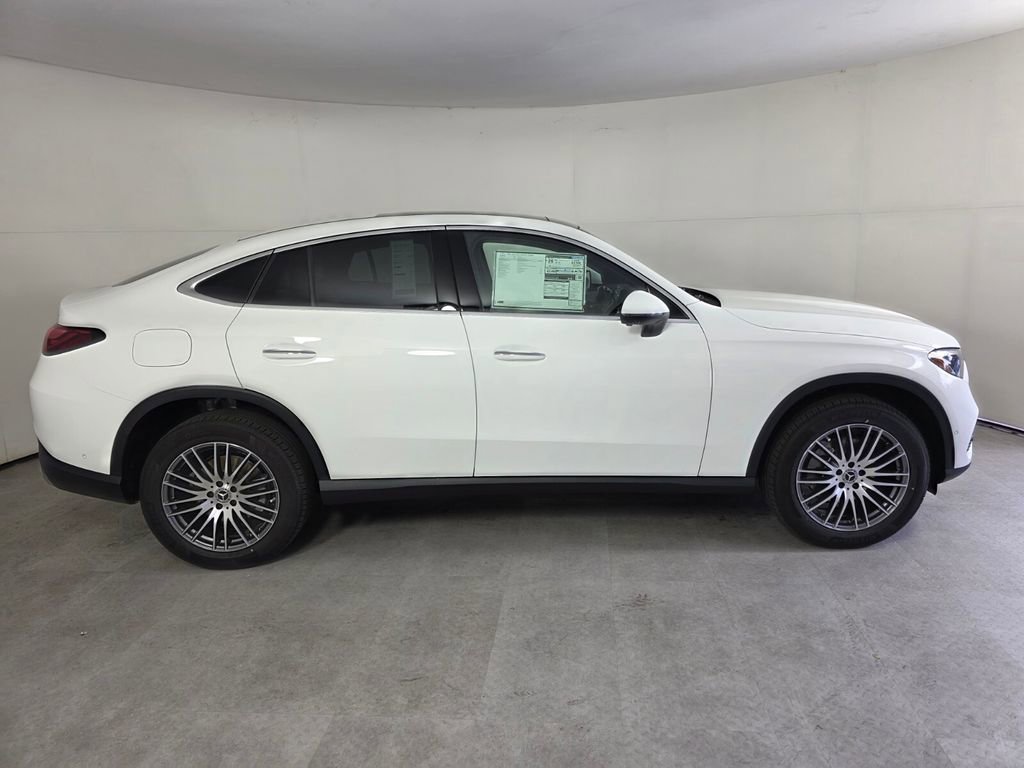 New 2026 Mercedes-Benz GLC 300 4MATIC image 3