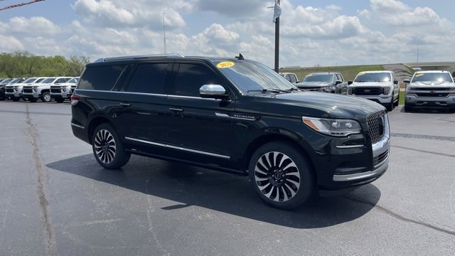 Used 2022 Lincoln Navigator L Black Label image 9