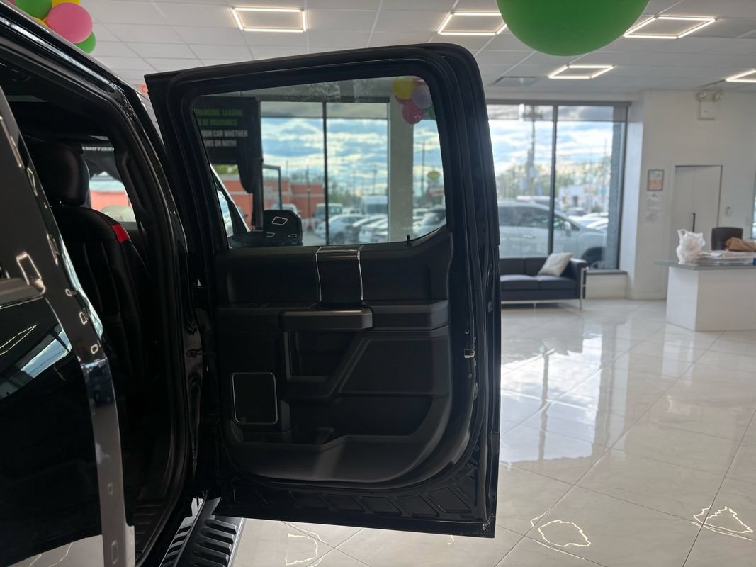 Used 2018 Ford F150 Lariat w/ Equipment Group 502A Luxury AWD/4WD image 40