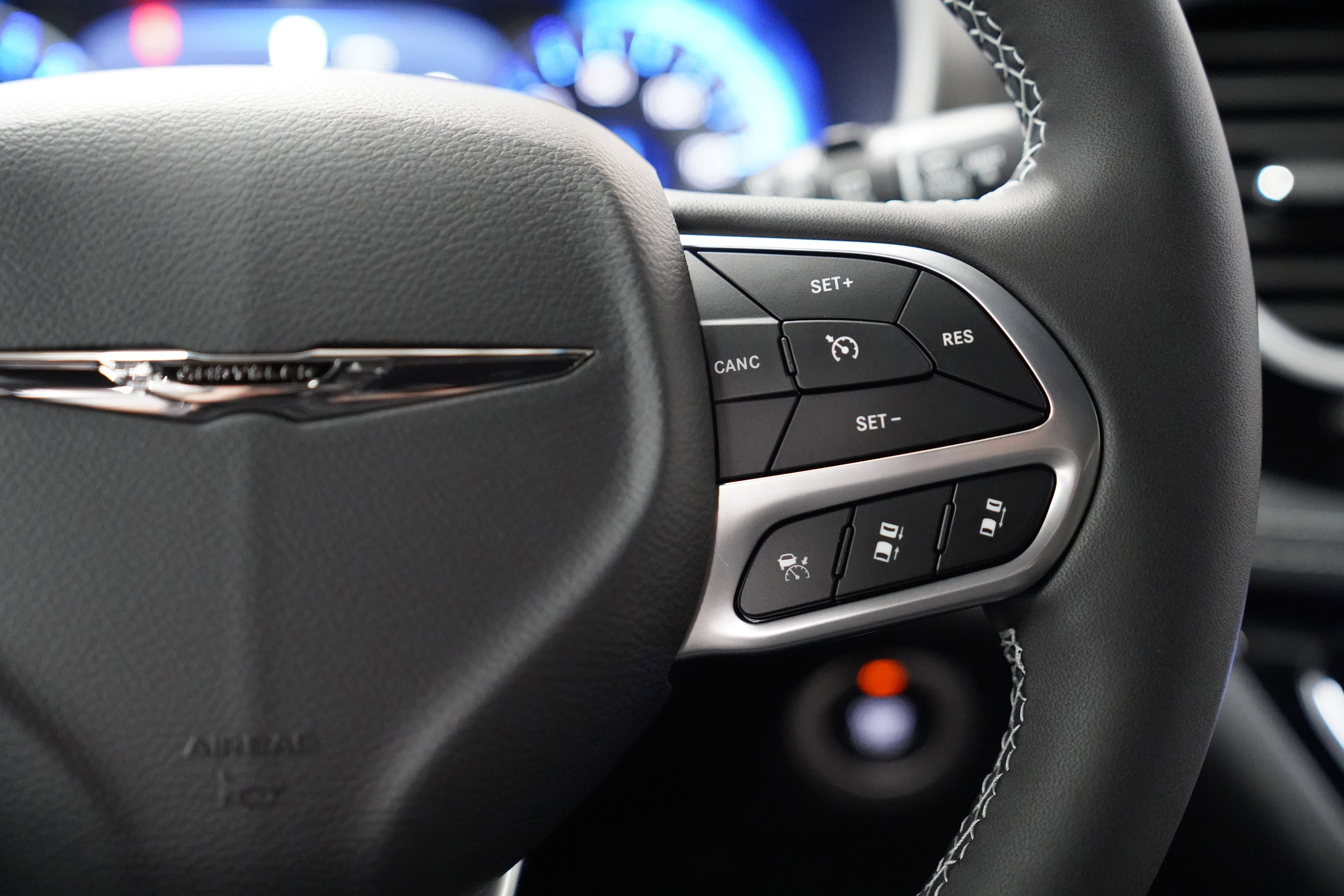 New 2026 Chrysler Pacifica Select image 21