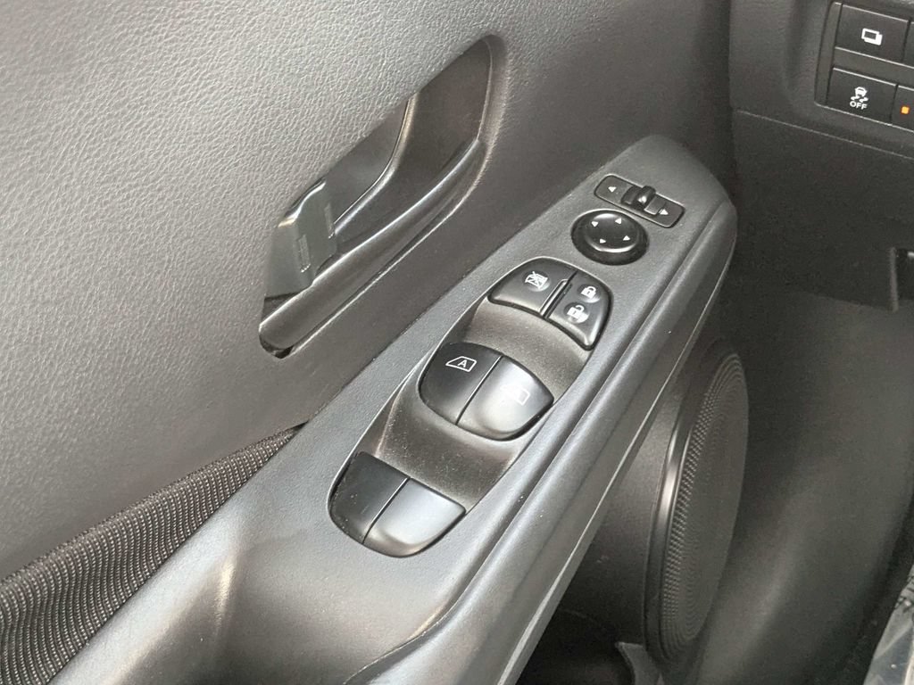 Used 2024 Nissan Kicks S FWD image 18