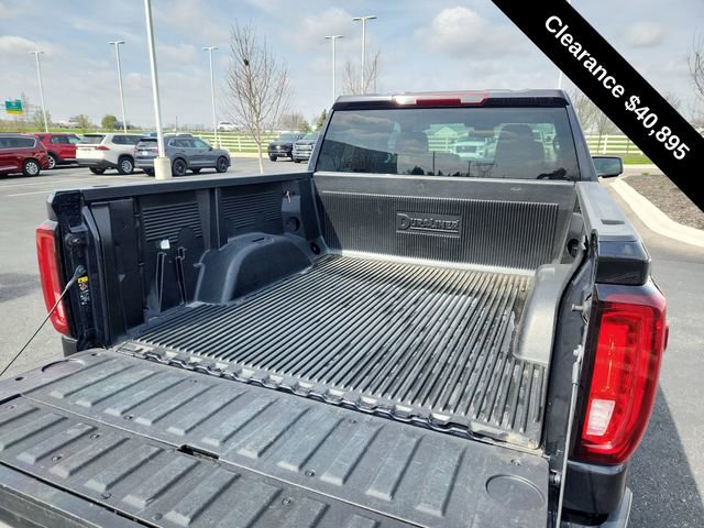 Used 2025 GMC Sierra 1500 SLT AWD/4WD image 25