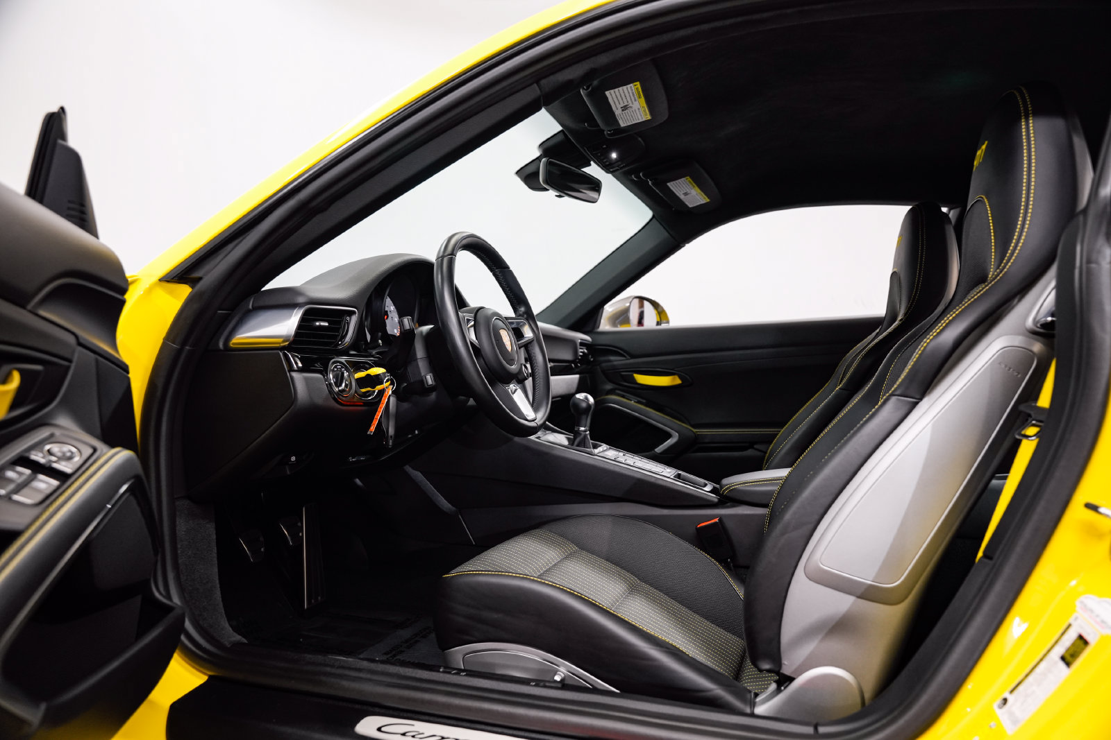 Used 2018 Porsche 911 Carrera T RWD image 18