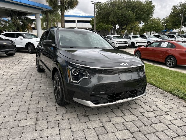 Used 2024 Kia Niro Wind FWD image 17