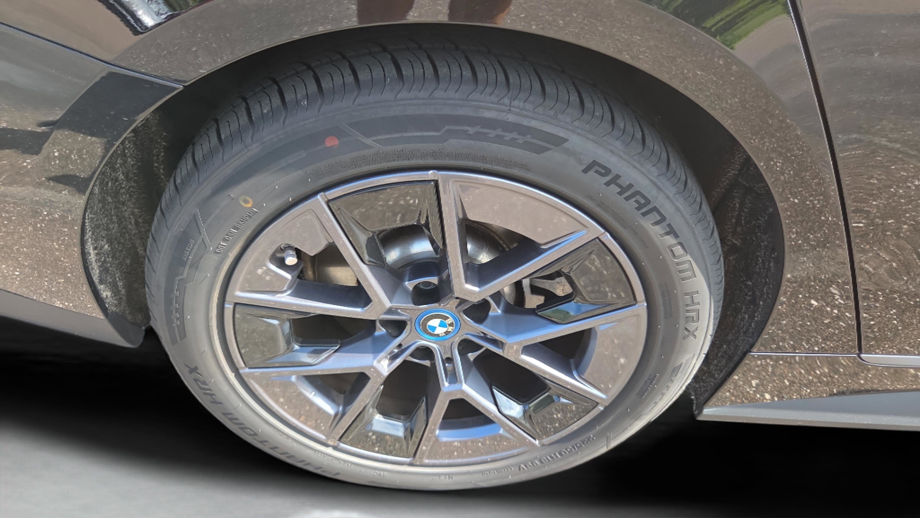 Used 2024 BMW i4 eDrive35 w/ Convenience Package RWD image 33