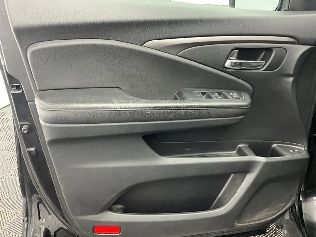 Used 2018 Honda Pilot EX-L image 12