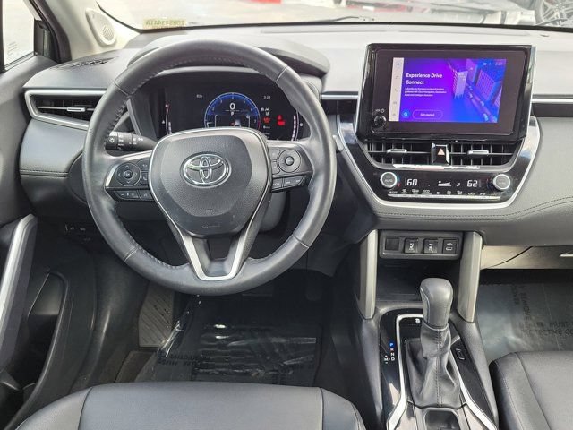 Used 2023 Toyota Corolla Cross XLE w/ Convenience Package FWD image 17