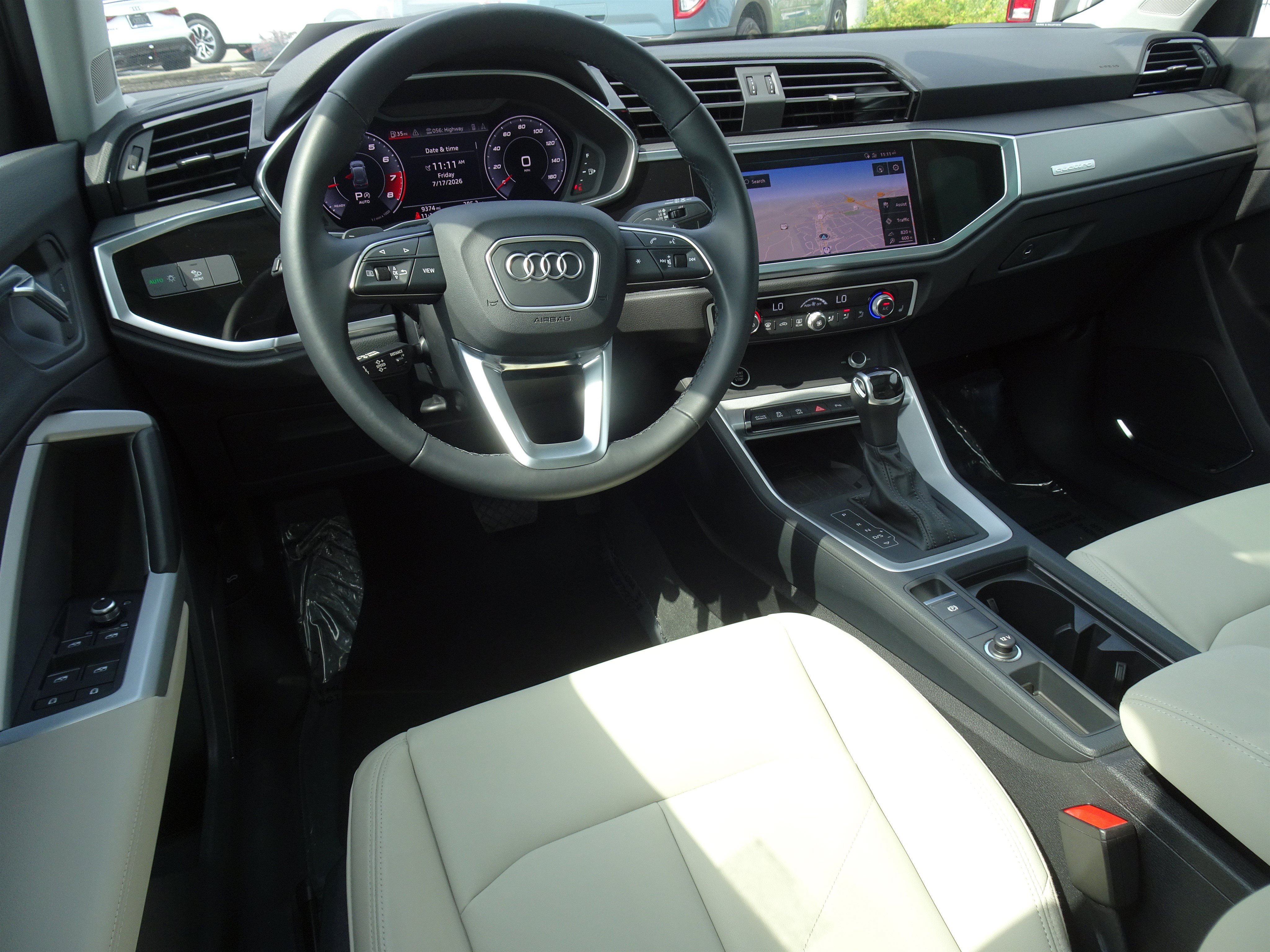 Certified 2021 Audi Q3 2.0T Premium Plus w/ Premium Plus Package AWD/4WD image 11