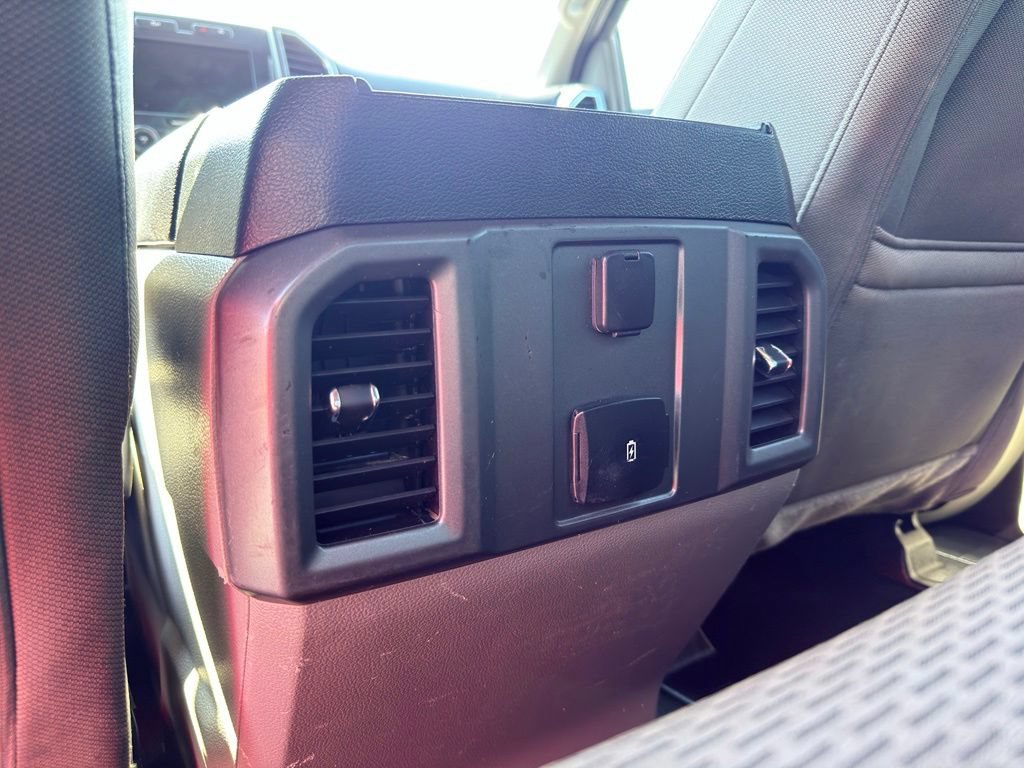 Used 2019 Ford F150 XLT w/ Equipment Group 302A Luxury AWD/4WD image 29