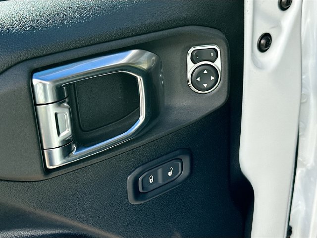 New 2026 Jeep Gladiator Sport AWD/4WD image 17