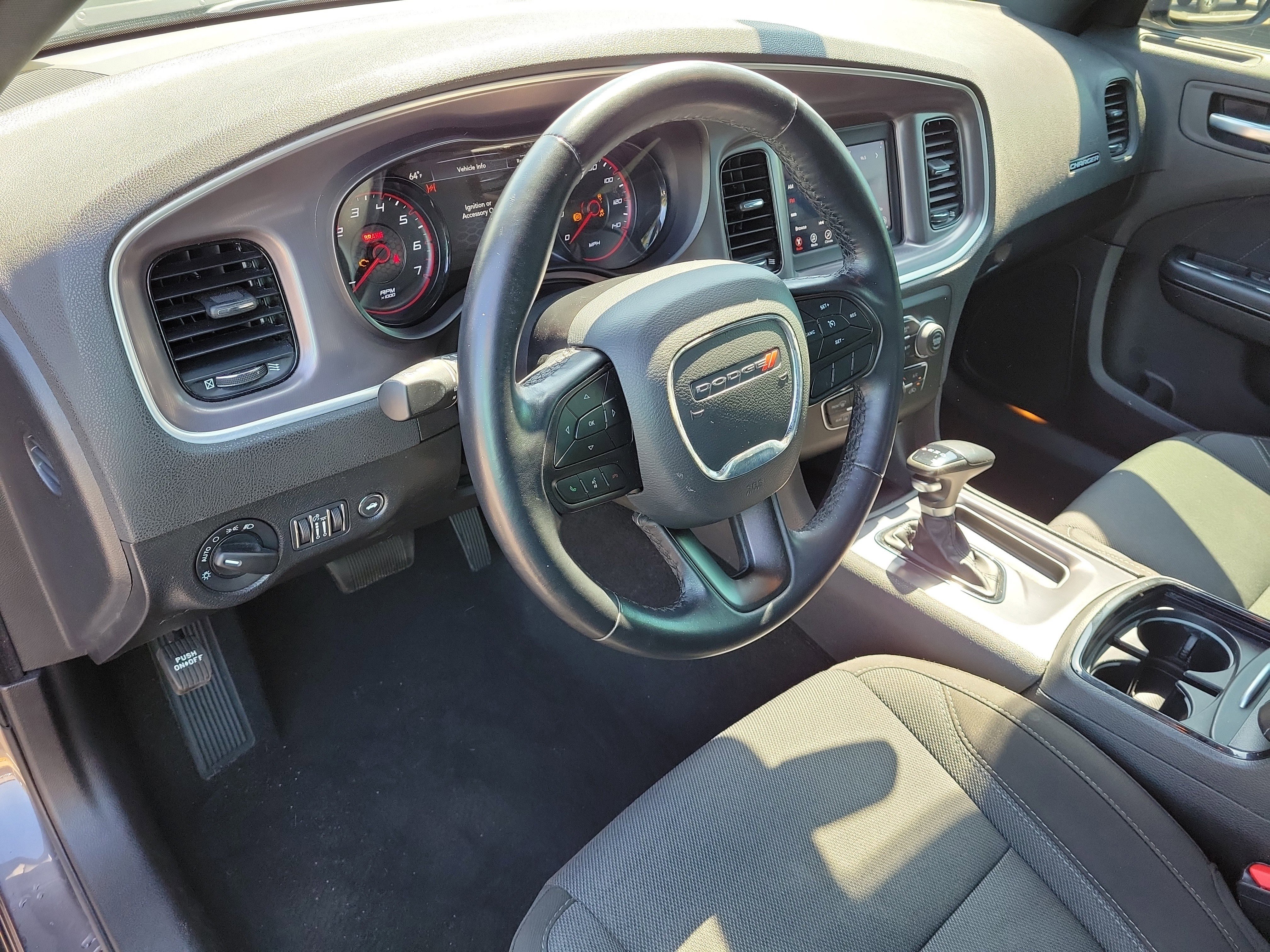 Used 2022 Dodge Charger SXT w/ Blacktop Package image 12