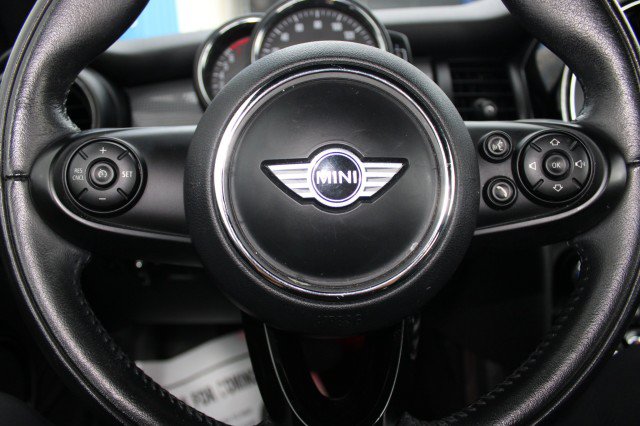 Used 2018 MINI Cooper Convertible FWD image 25