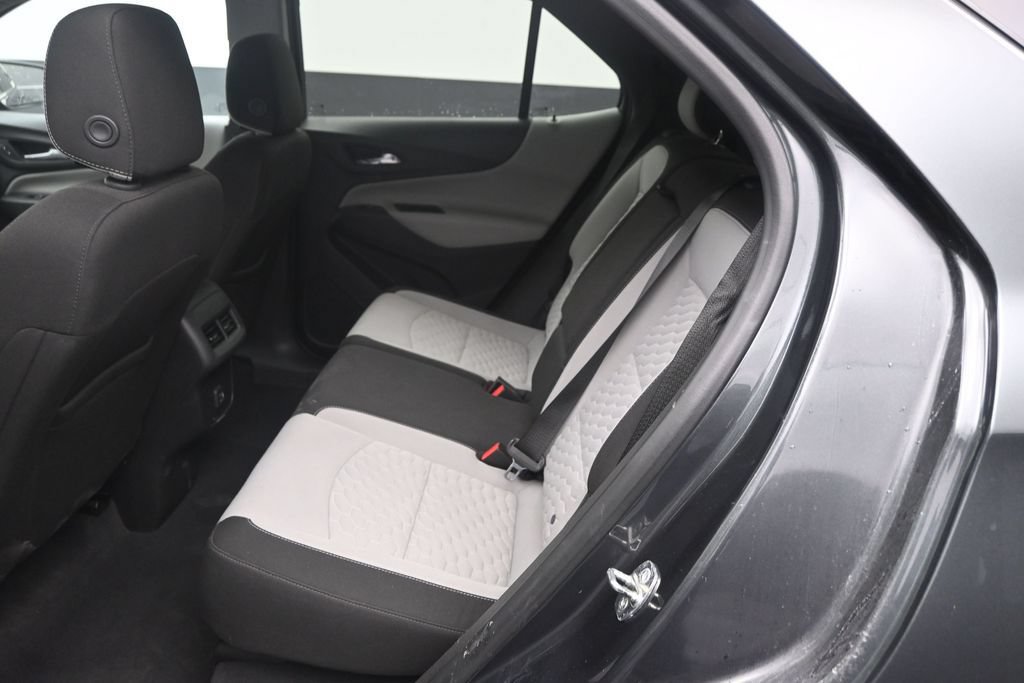 Used 2020 Chevrolet Equinox LT FWD image 16