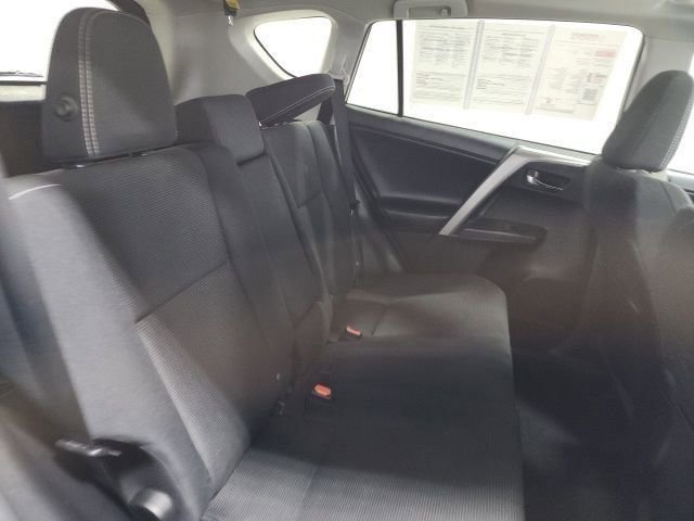 Used 2017 Toyota RAV4 XLE image 18