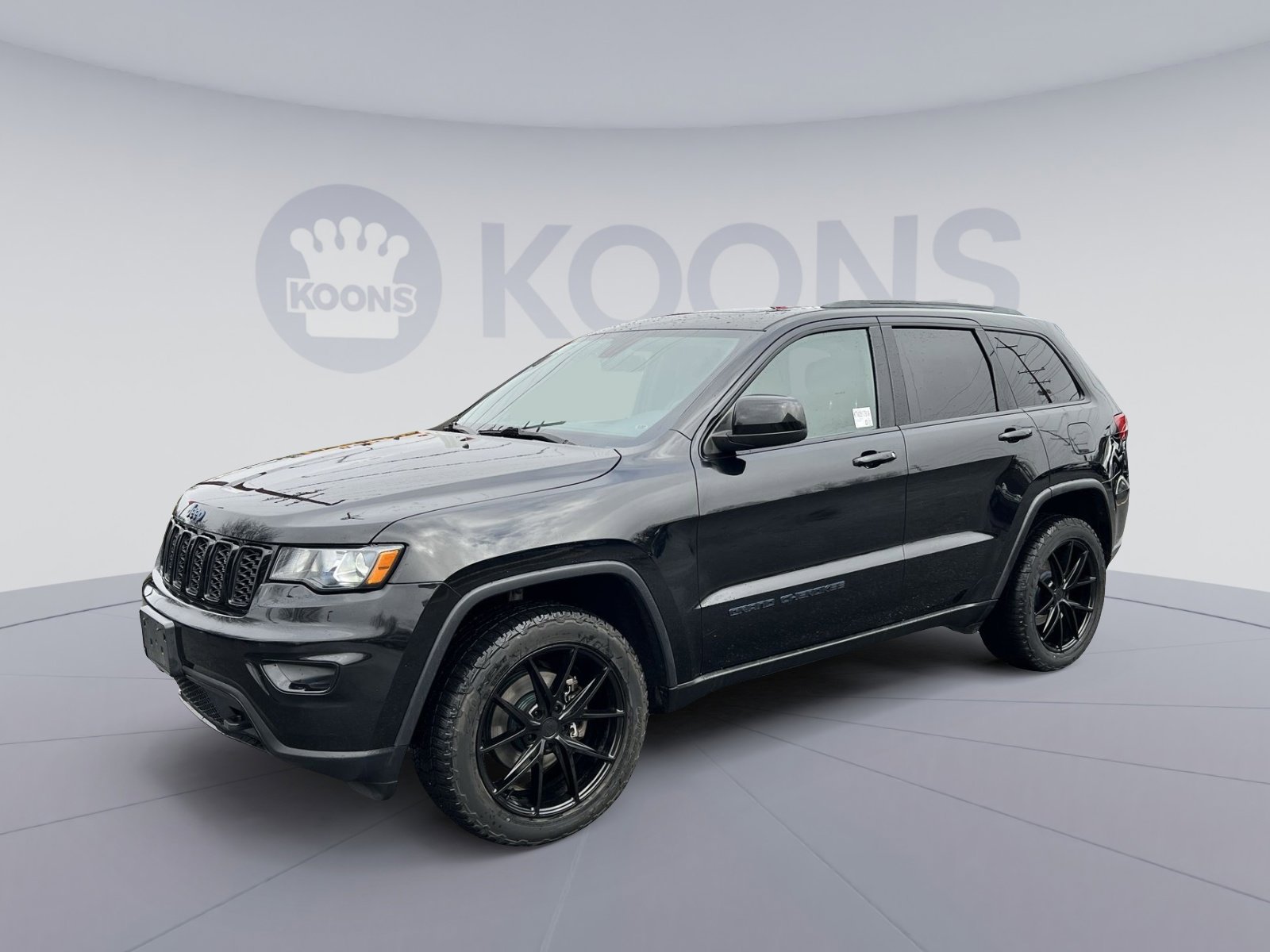 Used 2019 Jeep Grand Cherokee Laredo