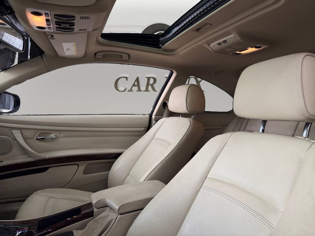 Used 2011 BMW 328i Coupe RWD image 9