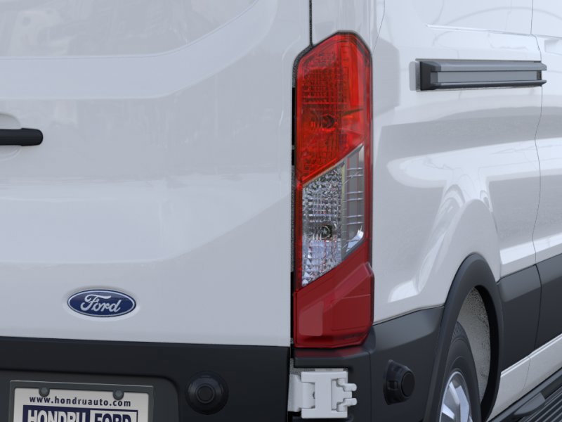 New 2026 Ford E-Transit 148 High Roof RWD image 21