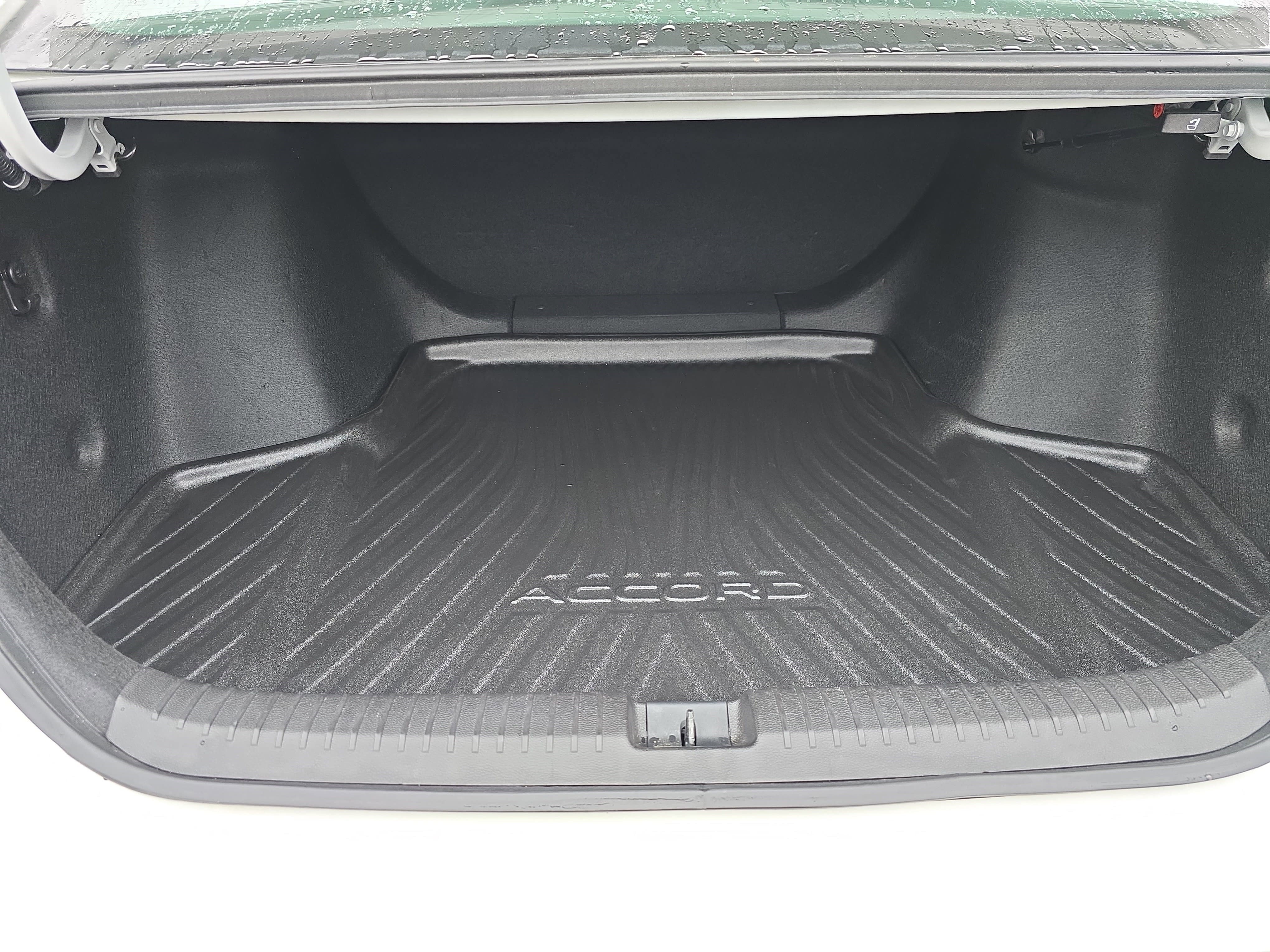 Certified 2023 Honda Accord LX image 13