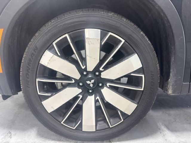 Used 2025 Mitsubishi Outlander SE FWD image 11