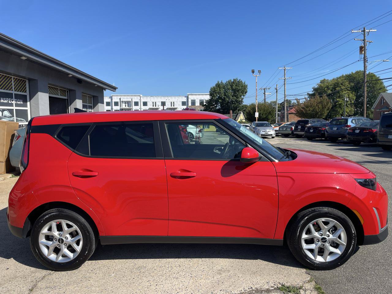 Used 2025 Kia Soul LX w/ LX Technology Package FWD image 27