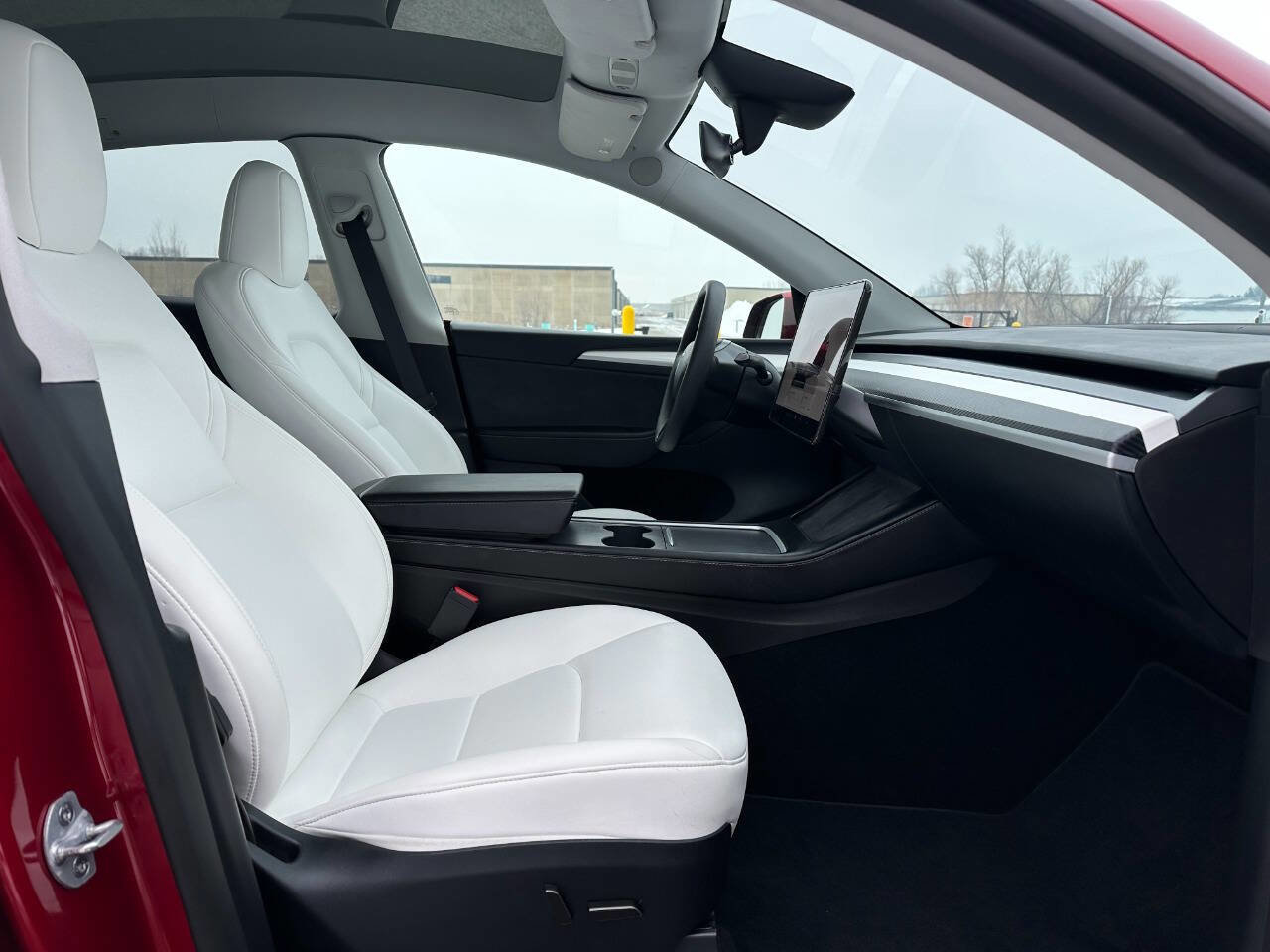 Used 2024 Tesla Model Y Long Range image 10