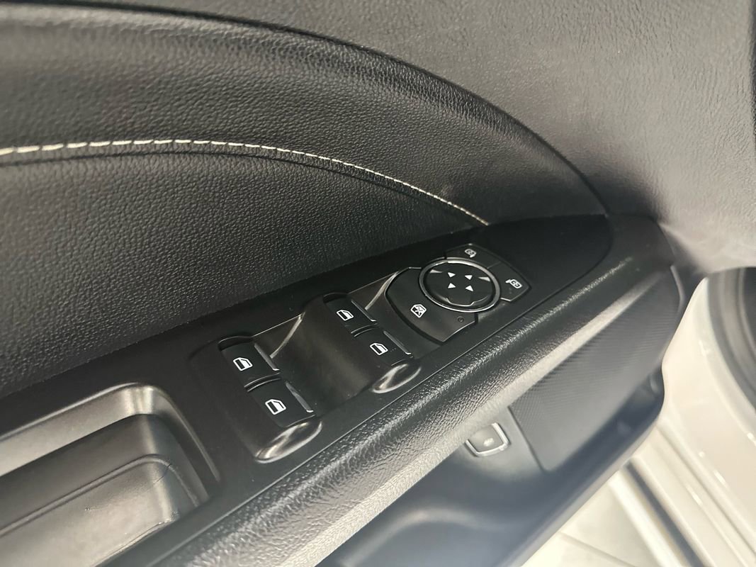 Used 2019 Ford Fusion Energi Titanium image 25