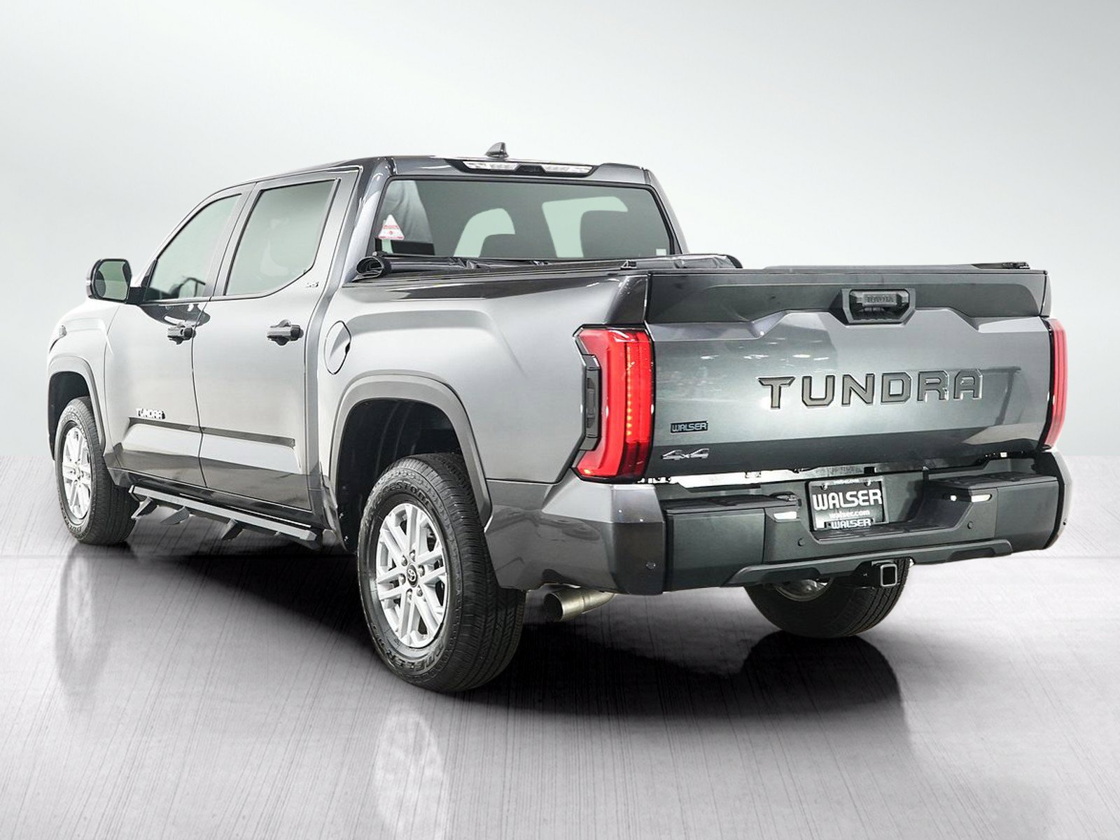 Used 2026 Toyota Tundra SR5 w/ SR5 Convenience Package AWD/4WD image 5