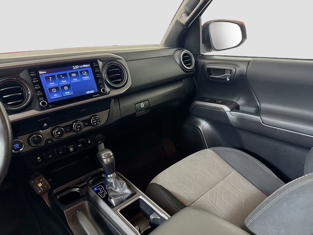 Used 2020 Toyota Tacoma TRD Off-Road image 24