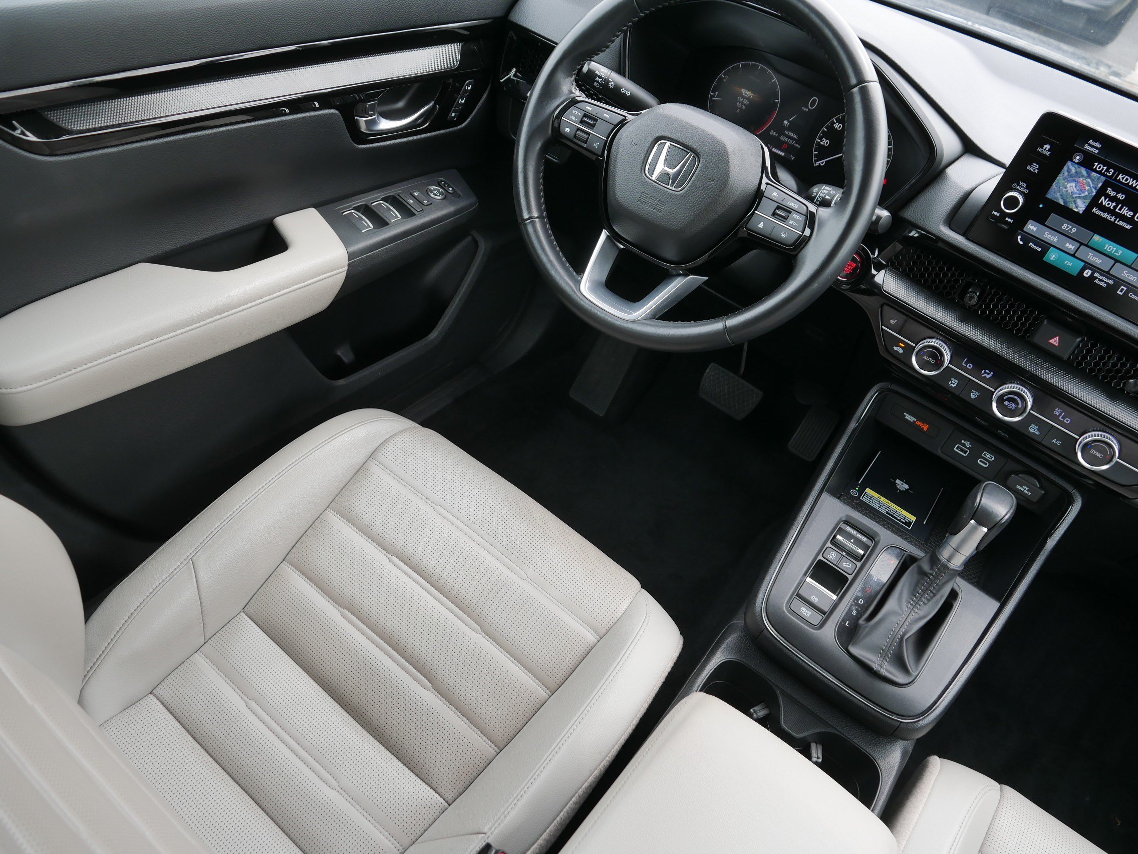 Used 2025 Honda CR-V EX-L image 9