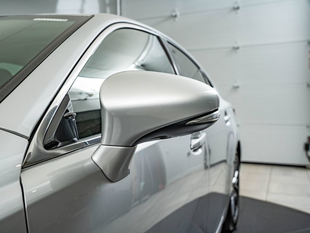Used 2018 Lexus ES 350 w/ Premier Package FWD image 9