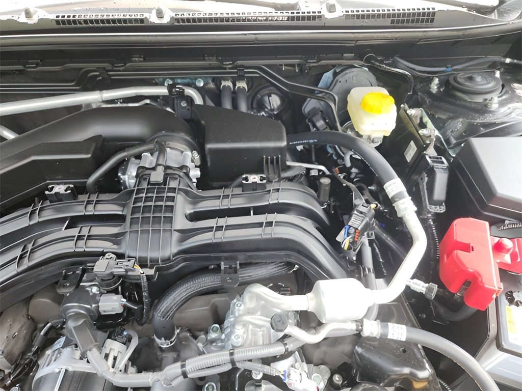 Used 2025 Subaru Crosstrek 2.0i Premium image 13