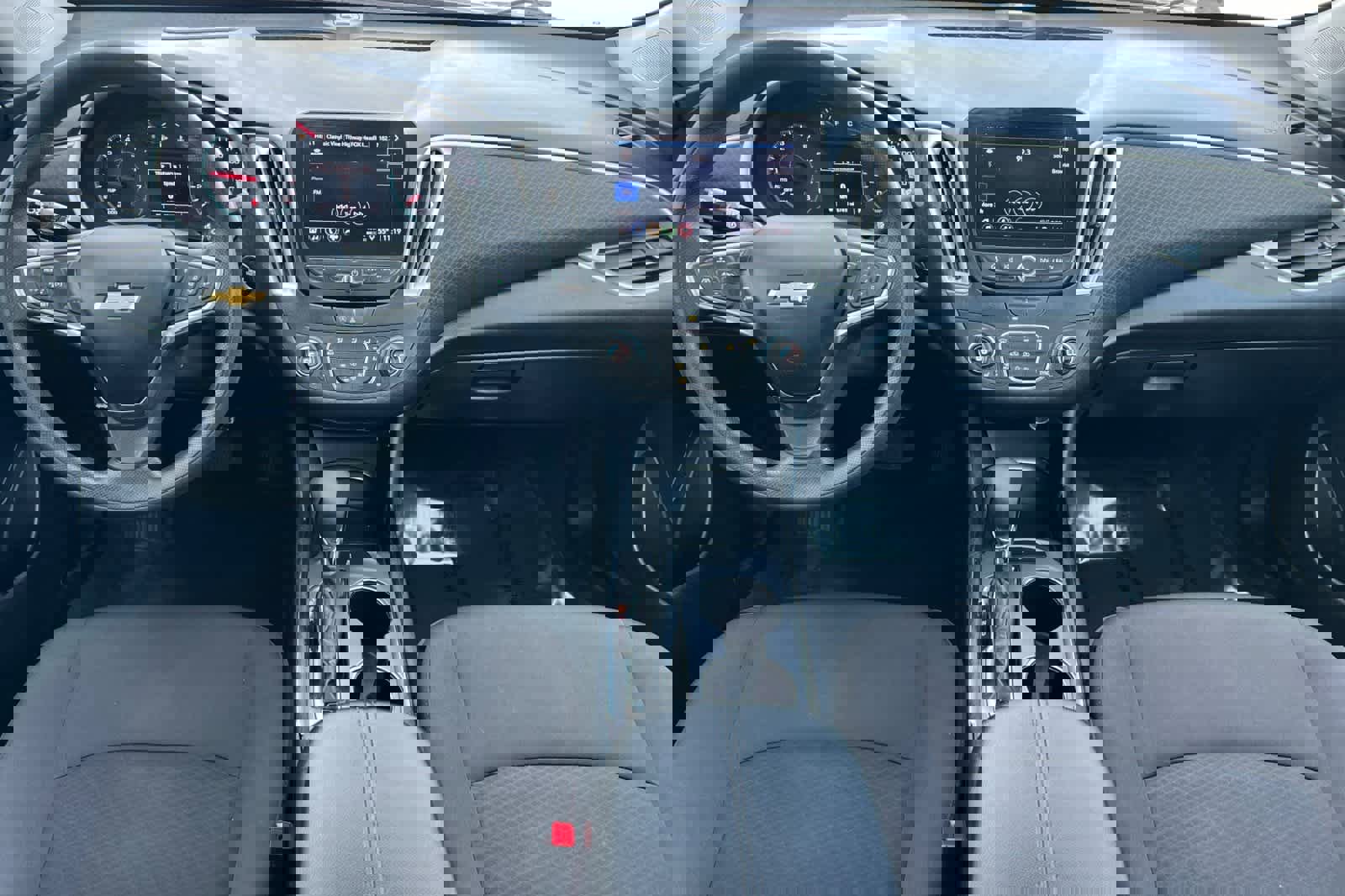 Used 2023 Chevrolet Malibu LT image 4