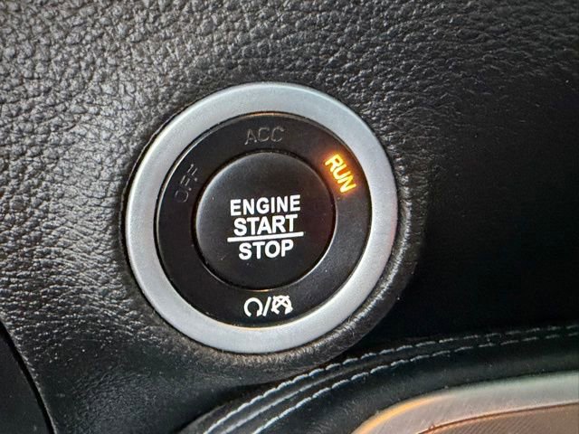 Used 2022 Dodge Challenger R/T RWD image 23