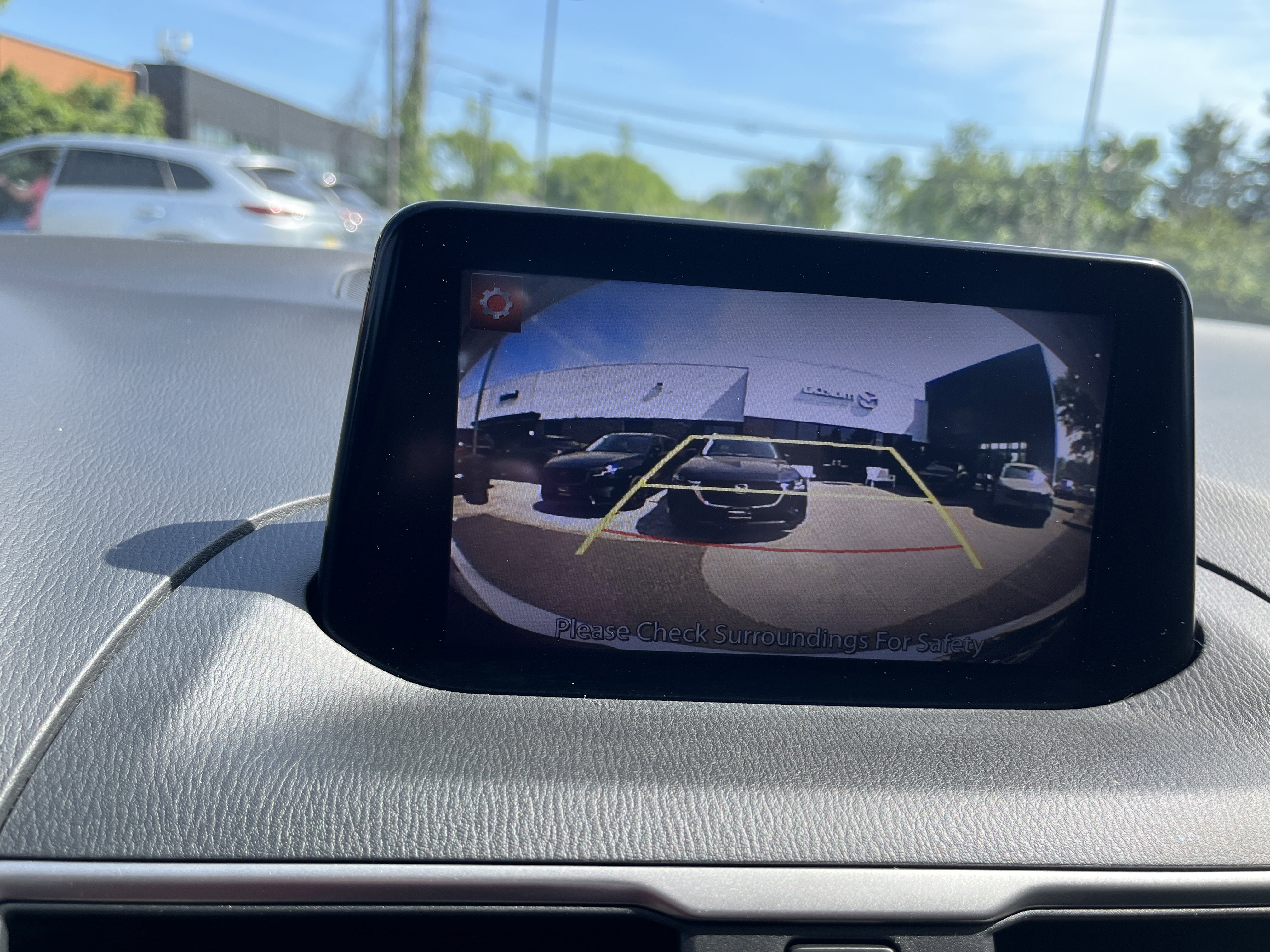Used 2018 MAZDA MAZDA3 Sport FWD image 12
