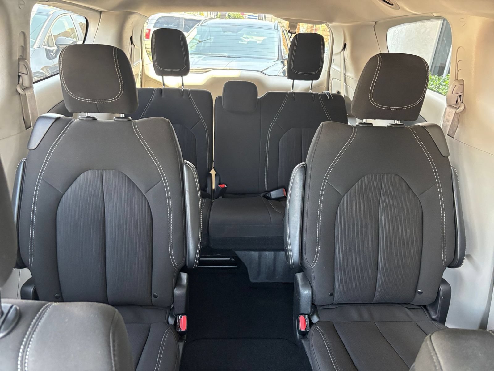 Used 2024 Chrysler Voyager LX FWD image 41