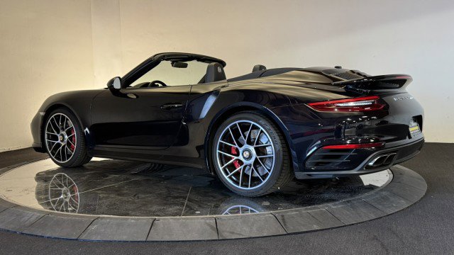 Used 2019 Porsche 911 Turbo image 27