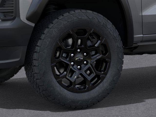 New 2026 Chevrolet Colorado Trail Boss w/ Midnight Edition AWD/4WD image 9