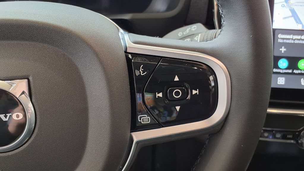 New 2026 Volvo XC90 B6 Plus w/ Protection Package AWD/4WD image 22