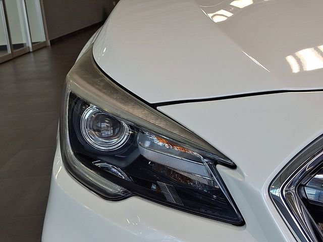 Used 2018 Subaru Outback 2.5i Touring AWD/4WD image 8