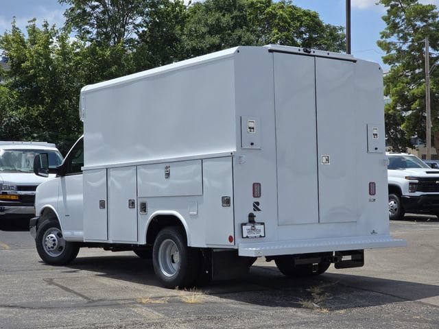 New 2026 Chevrolet Express 3500 w/ Power Convenience Package RWD image 10
