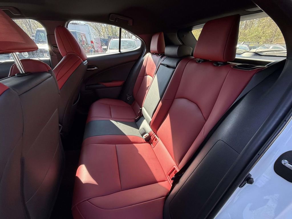 Used 2021 Lexus UX 250h F Sport w/ F Sport Premium Package image 12