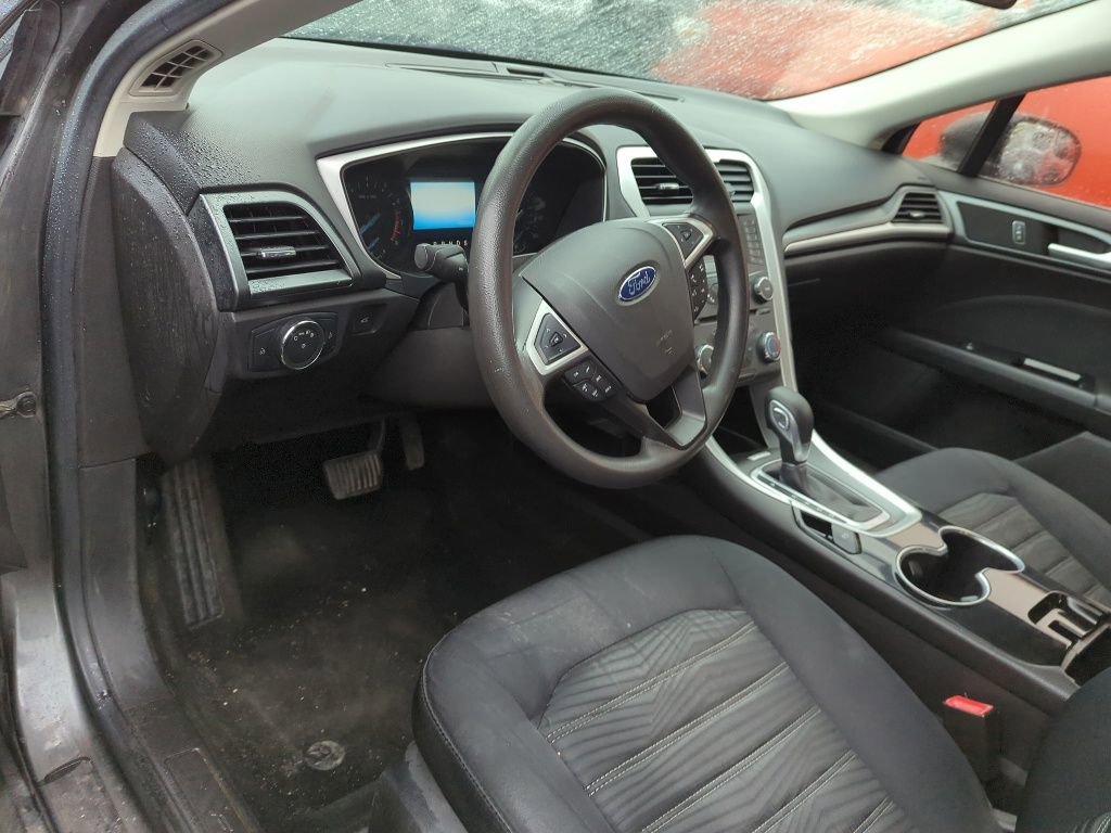 Used 2016 Ford Fusion SE FWD image 7