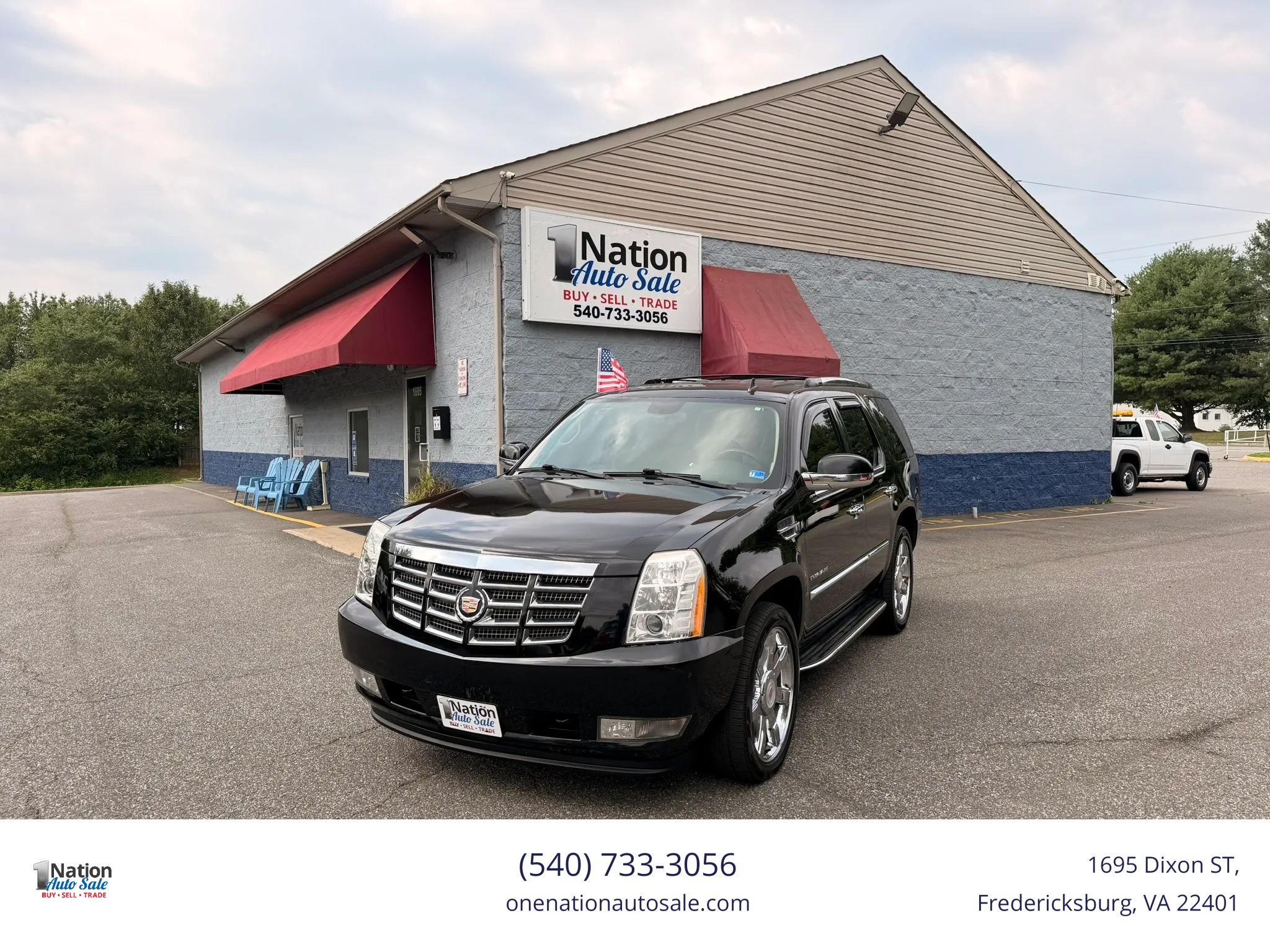 Used 2013 Cadillac Escalade Luxury AWD/4WD image 1